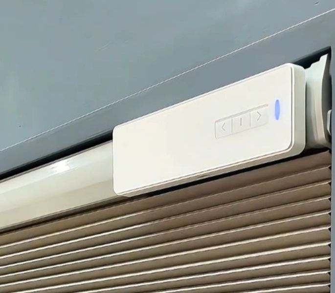 몬트리 무타공전동커튼 창문커튼 무타공전동블라인드 204,700원