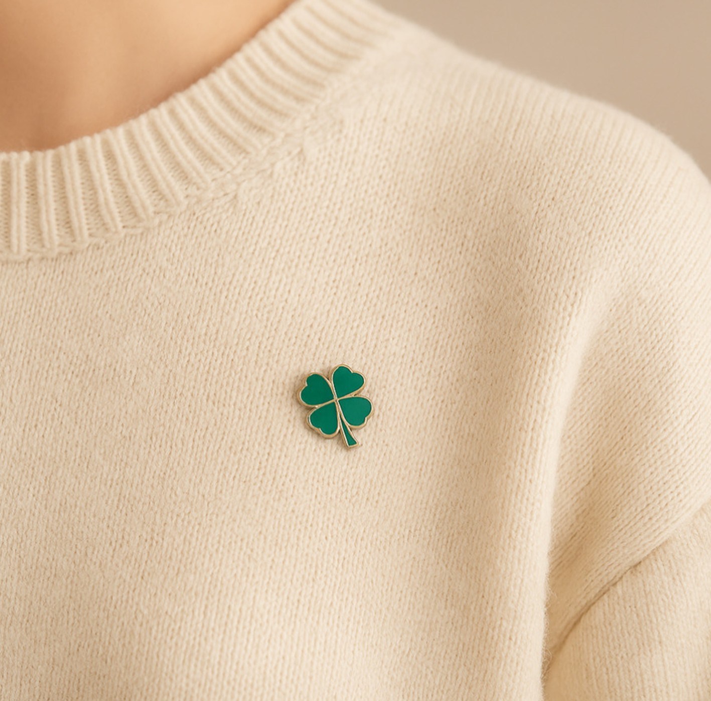 잎사귀 뱃지 브로치형 의류 가방 장식핀 네잎클로버 1,000원