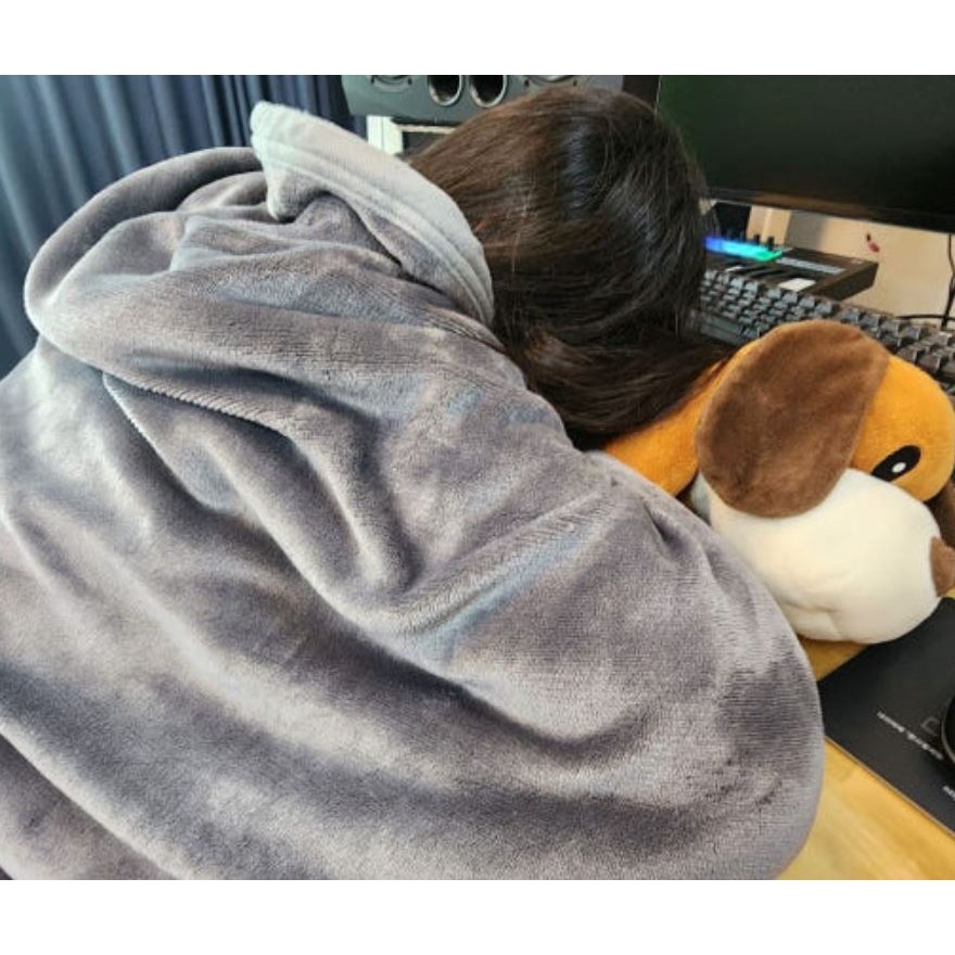 이불밖은위험해 똑딱이 담요 더두껍고 따뜻한 오버랩 똑딱담요 망토 극세사 양털 캠핑 학교 집회 블랭킷 9,900원