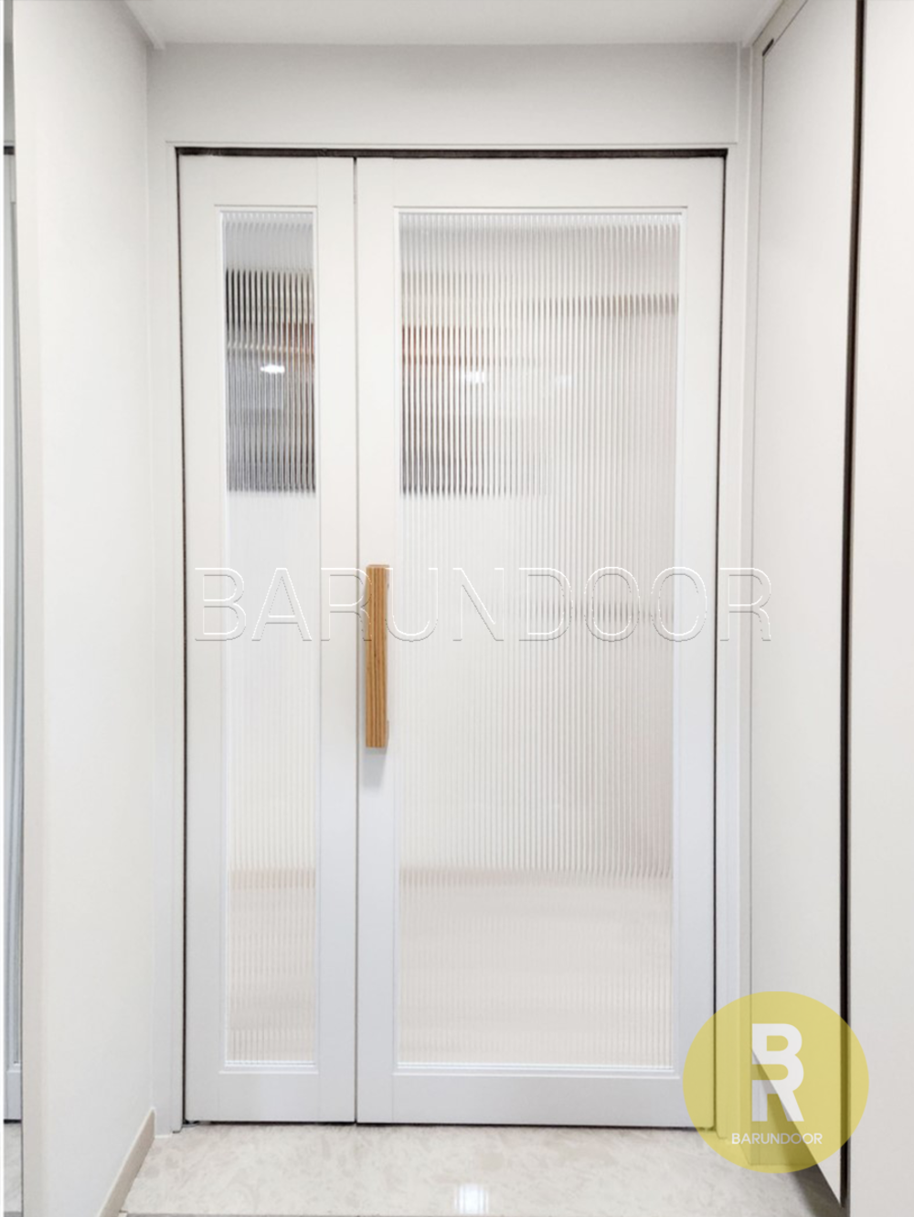 66번 비대칭양개스윙중문 유백화이트 모루세로강화유리 // 현관중문,시공비포함,소음차단,반려견안전,맞춤제작,아파트빌라중문 920,000원