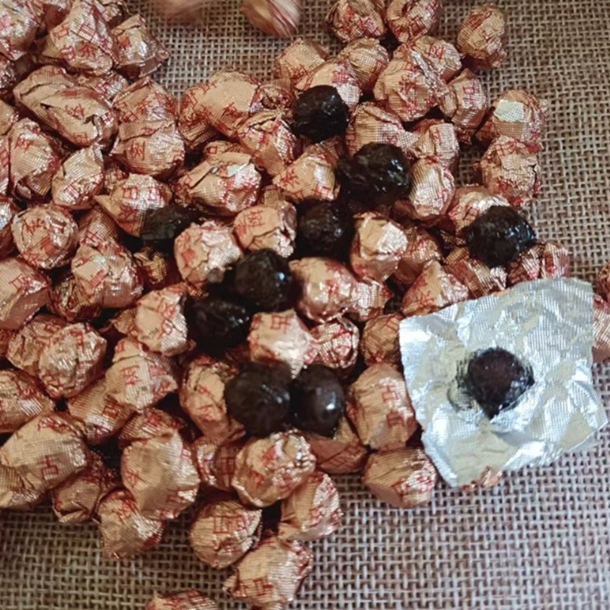 호화랑 운남보이차 저온추출 고농축 고수숙성차고 물에녹여마시는 운남대엽종쇄청모차 백차맛보이차고 60g ch227-5 44,800원