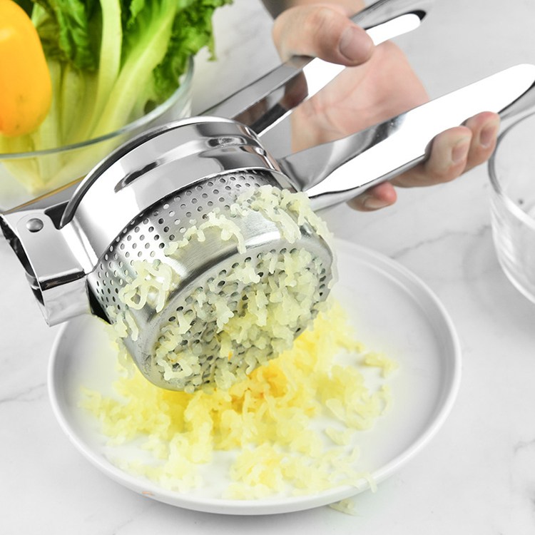 시우리빙 포테이토 라이서 과일 프레스기 오이지짤순이 11,900원