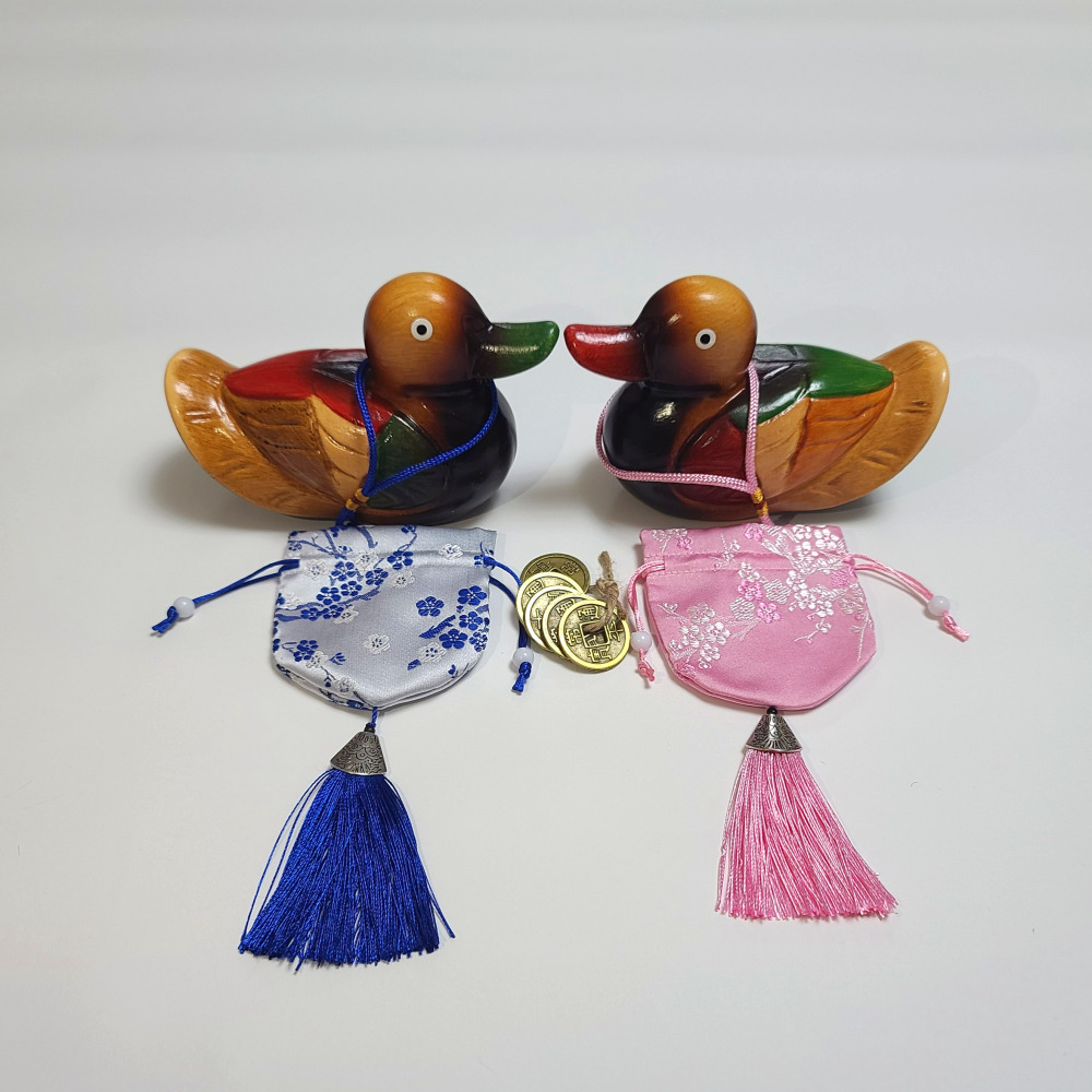 원앙새 전통혼례 한국기념품 목각 원앙 공예 외국인선물 잉꼬부부 23,800원