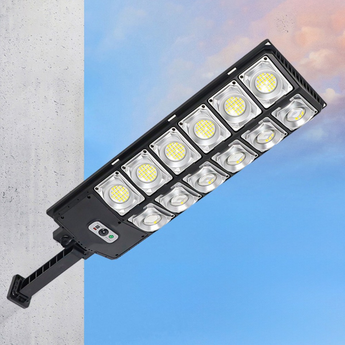 21세기트랜드 솔라이트 벽걸이 태양광 2835LED 360구 대형 가로등 조명 모션 센서등, 블랙 29,500원