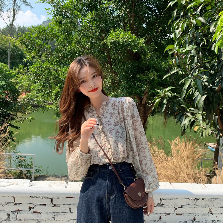 치유쿠 신상 플라워 블라우스 여성 긴팔 프릴 블라우스 10,800원