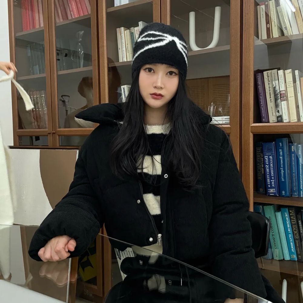 마티코 여성 포근코듀로이 하이넥 숏패딩점퍼  겨울 27,900원