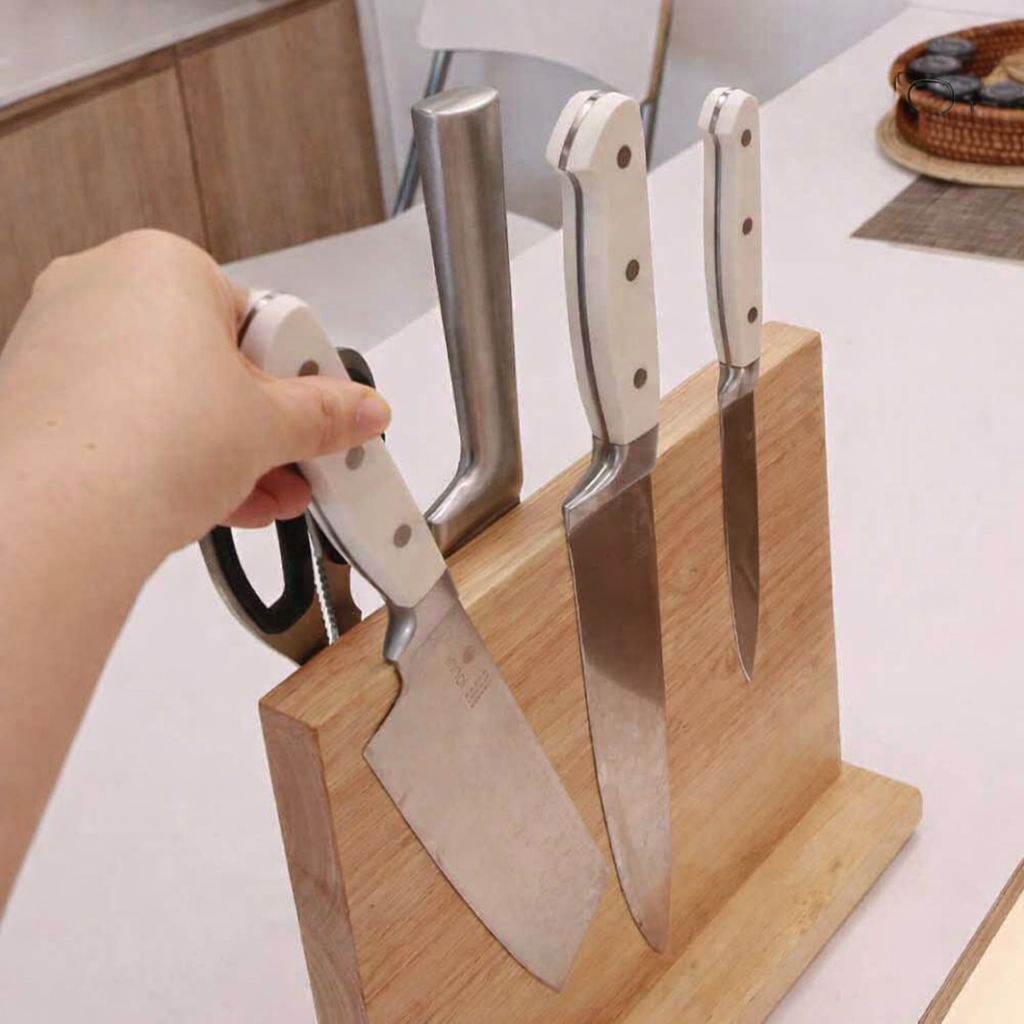 이놀 wood 자석 칼걸이 2세대 주방 칼꽂이 보관 거치대 26,700원