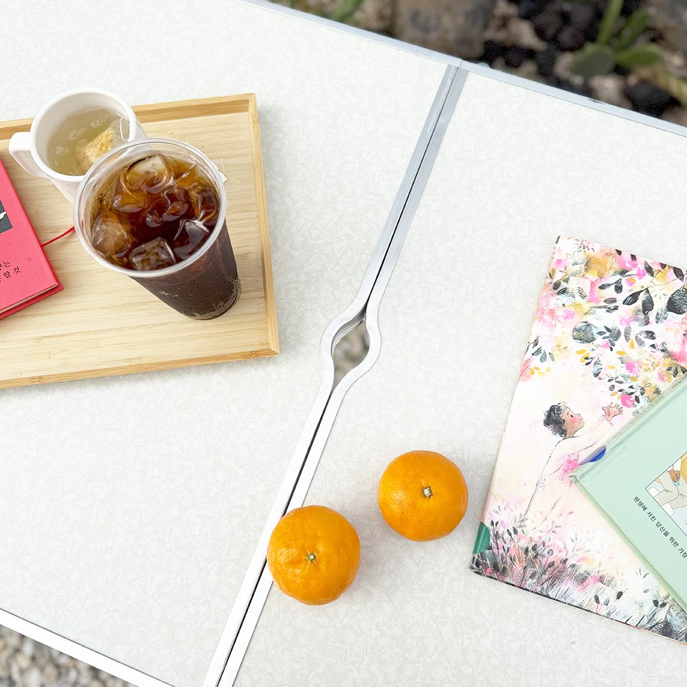 쿠웅샵 캠핑테이블(대) 120x60x55 62 70cm 3단폴딩 - 가운데 파라솔 폴대 구멍 있음 (0) 파라솔장착가능 29,900원