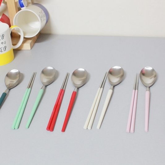 골든벨 칼라풀 수저 젓가락 세트 숟가락 핑크 화이트 레드 민트 그린 블랙 32,500원