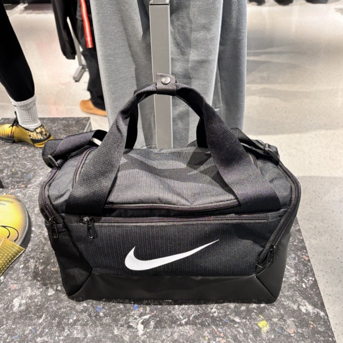 나이키 남녀공용 토트백 트레이닝 더플백 dm0923 42,900원