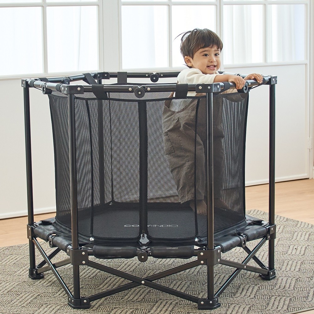 접이식 유아트램폴린 코지 인디오 원터치 접이식 트램폴린 실내 야외 어디서나 설치부터 보관까지 ONE-STEP 스마트 트램폴린 성인용, 블랙, 1개 228,000원