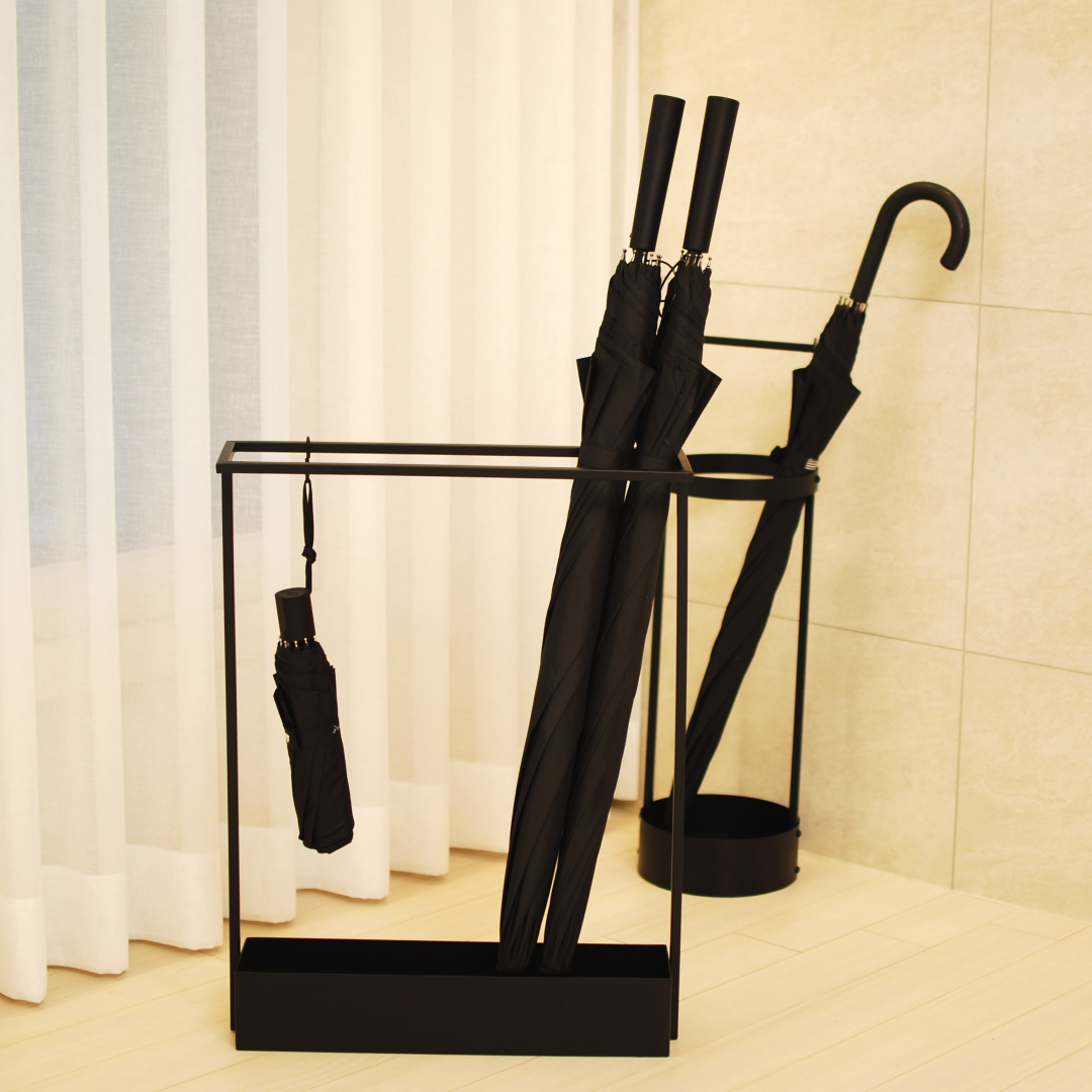 러블리썬 철제 모던 원형 매장용 우산곶이 우산꽃이 우산대 가게 개업 선물 현관문 꽂이함 사각 꼬지 걸이 관공서 미용실 식당 카페 업소용 원룸 철재 우산꽂이, 1개 27,500원