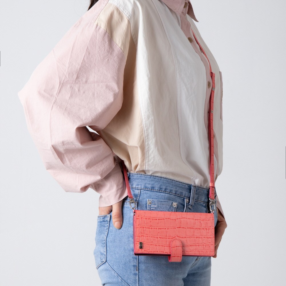 본아띠 아띠랑스 크로커다일 악어 천연 소가죽 장지갑 지퍼 핸드백 핸드폰케이스 전기종 88,810원