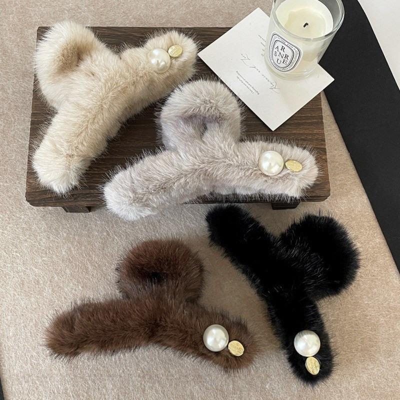 모스리나 뮤엘 밍크 퍼 집게핀, 현재가 10,900원