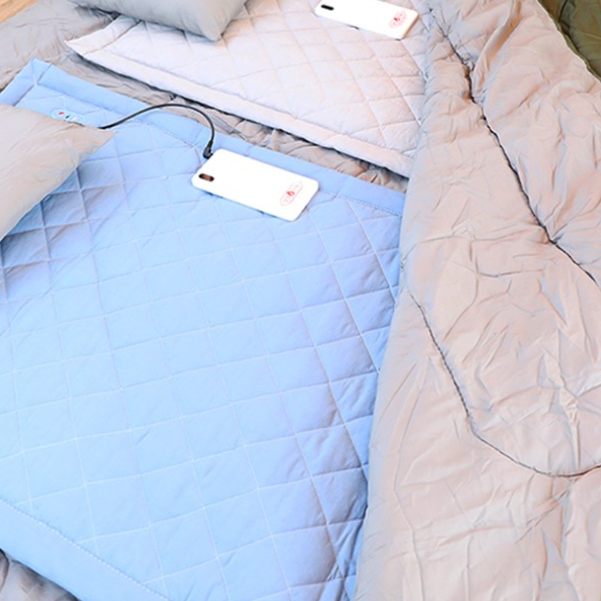 [ 배터리 2개 / 전용패키지 증정 ] 사계절 발열매트 BN-31 / SMF특허열선 / 전용패키지증정 / USB가능 / 캠퍼매트 / 백패킹 / 낚시캠핑 / 휴대간편 / 간편한 사용, 큐트 그레이 69,800원