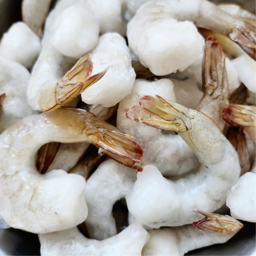 수산잇츠 생칵테일새우 냉동 특대 21/25 꼬리새우 PDTO, 2개, 200g 16,600원