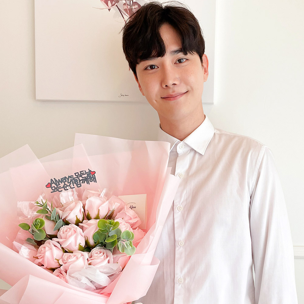 비누꽃 장미 꽃다발 기념일 선물 입학 졸업 생일 선물, 1개 9,500원