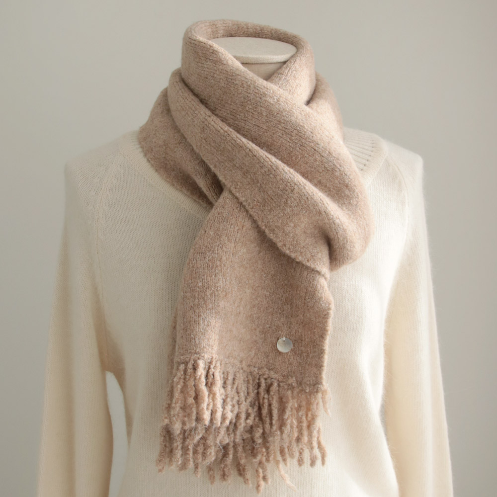 바비수 남성용 포니드 자개 장식 울 니트 수술 머플러 19,530원