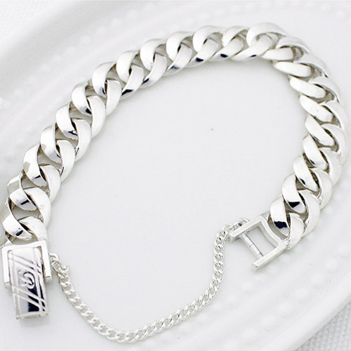 더빛주얼리 둥근 체인 실버 925 패션 은팔찌 308,500원