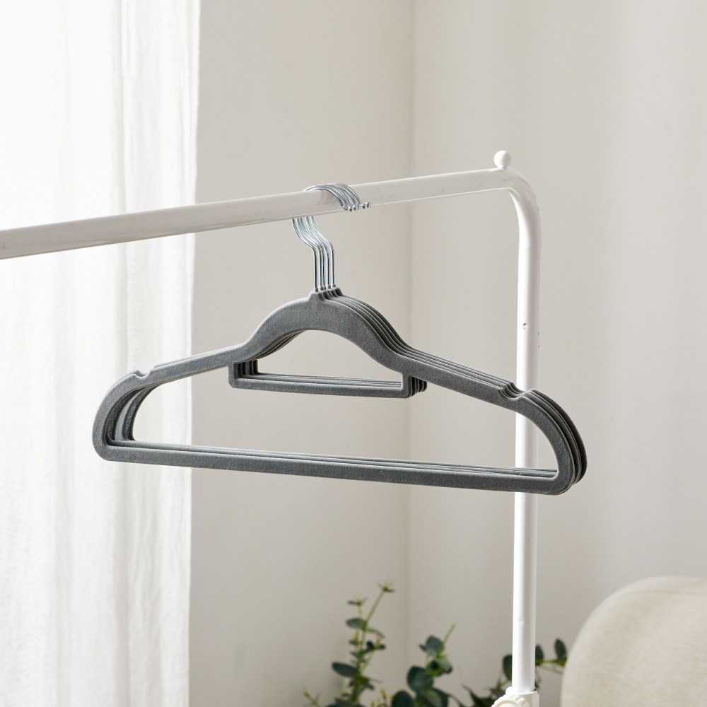 모던하우스 미끄러지지 않는 옷걸이 5P세트 그레이 BT0224015 3,700원