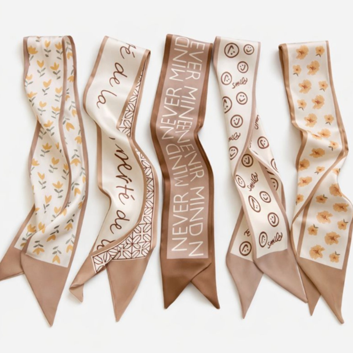 히트앤씨 3939 리본헤어 롱타이스카프 리본장식 가방장식 실크 여름 머리끈 럭셔리 핸드백손잡이 13,900원