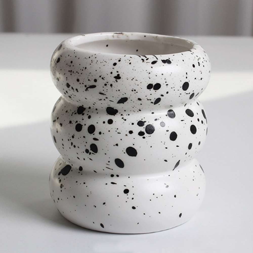 마켓플랜 도넛 다용도 세라믹 화장품 정리 꽂이 8,900원