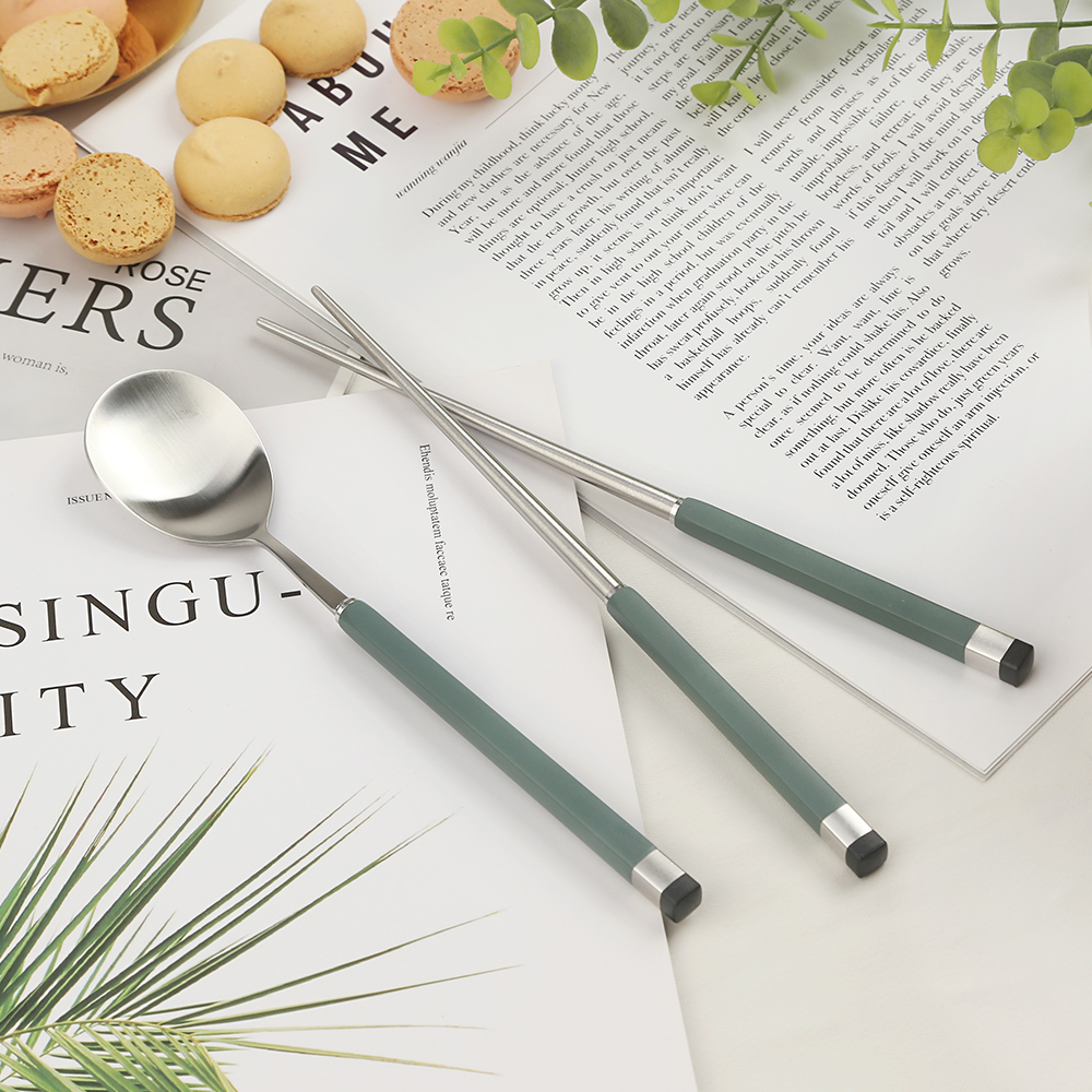 보겐 스퀘어 투톤 샤틴 어린이 수저 세트, 올리브, 숟가락 + 젓가락, 1세트 18,750원