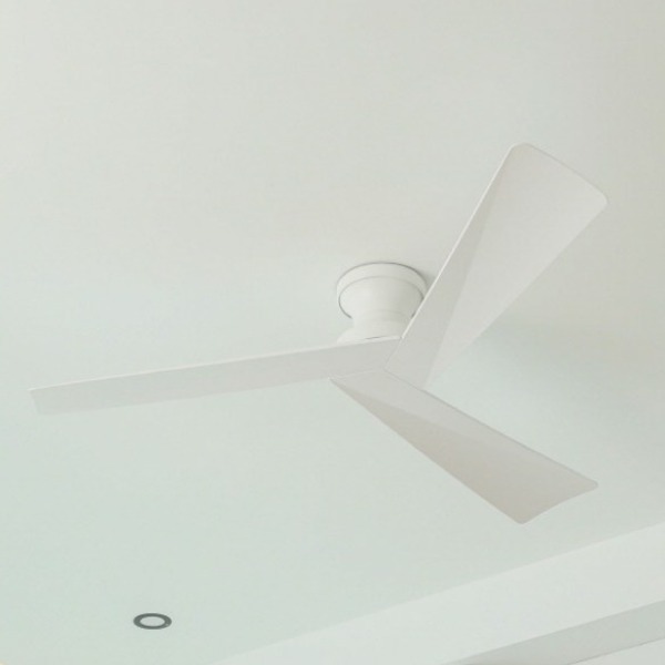 에어로웨이 S3 에어리움 IOT 실링팬 사인파 BLDC모터 극저소음 모터10년 132cm 52인치, 화이트 460,000원