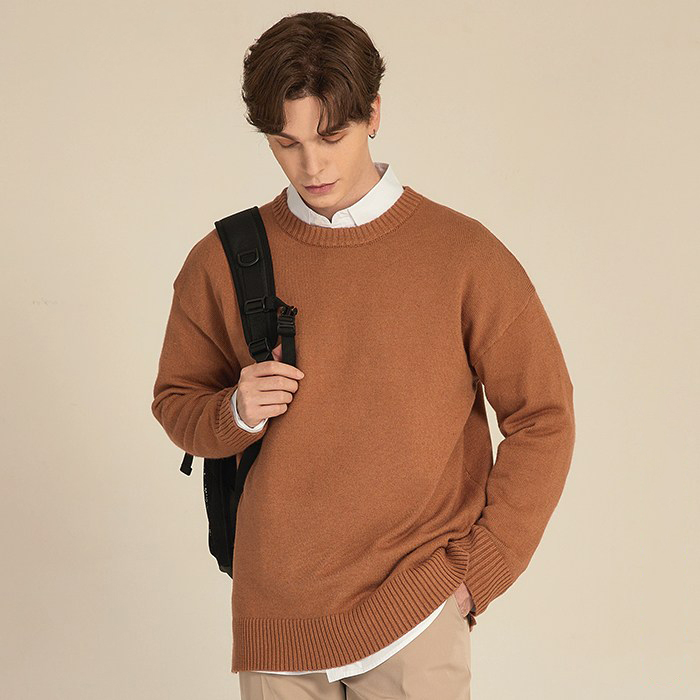 디커스텀 남녀공용 루즈핏 라운드넥 니트 스웨터 14,800원