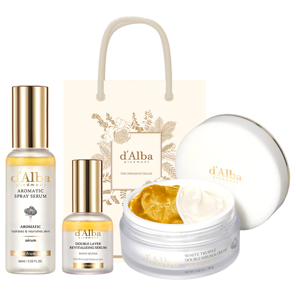 달바 화이트 트러플 퍼스트 아로마틱 스프레이 세럼 60ml + 더블 레이어 리바이탈라이징 세럼 30ml + 더블 세럼 앤 크림 70g + 기프트백 기초세트 82,900원