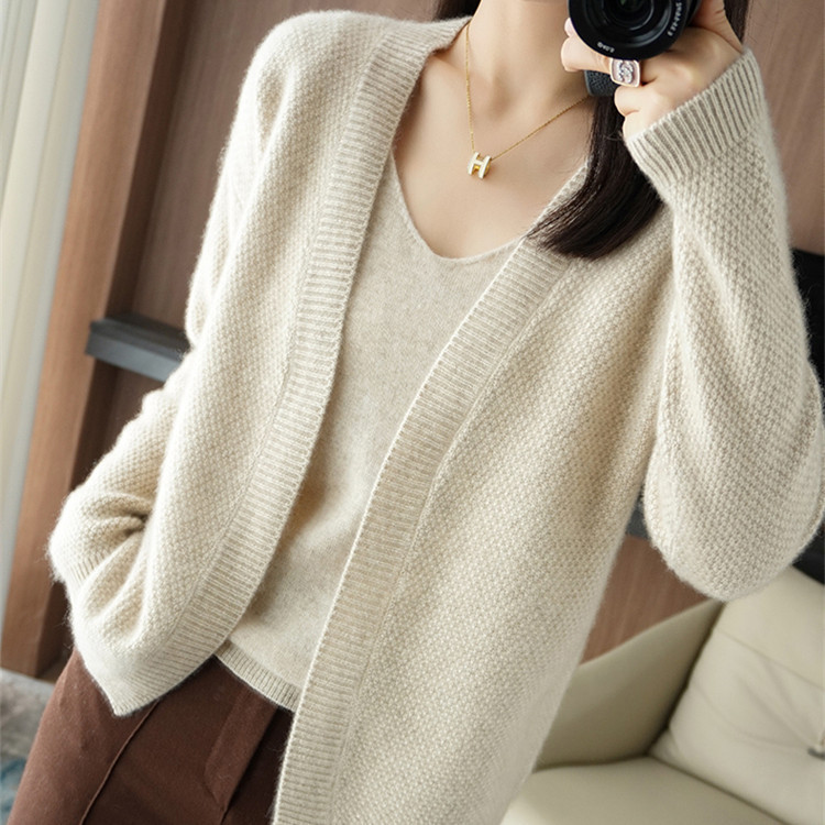 히트앤씨 4043 여성 루즈핏 니트 가디건 브이넥 세트 데일리 여리핏 간절기 봄 가을 가디건 24,900원