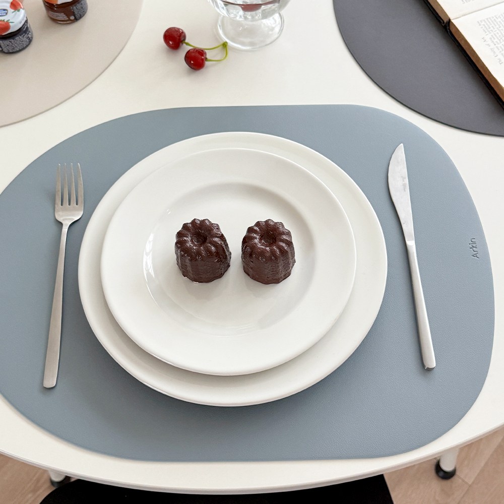 아르킨 어반 가죽 테이블매트 식탁매트 생활방수, 1개, 1인(라운드), 빈티지블루 35,000원