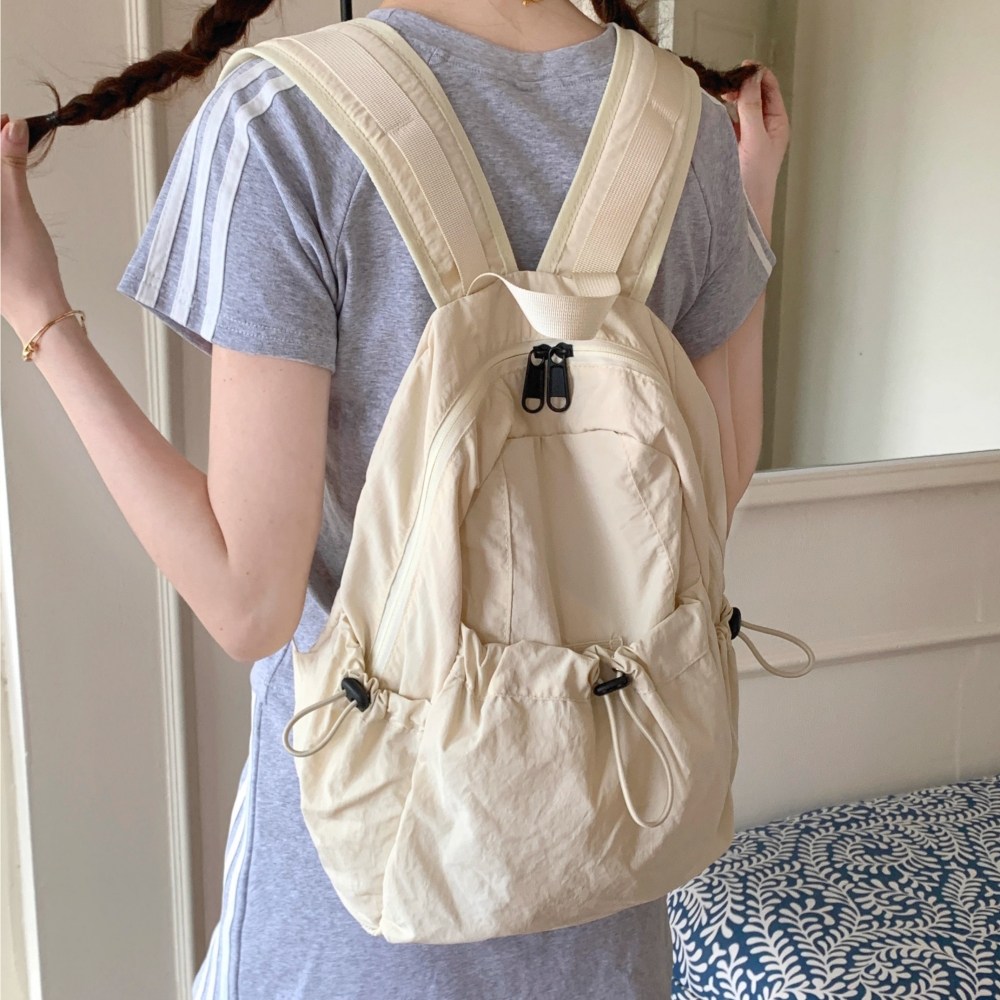 말랑킷 스트링 데일리 나일론 여행용 캐주얼 노트북 키링 백팩 경량 가벼운 여성 백팩 배낭가방 23,500원