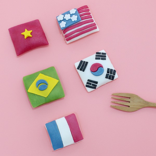 쌀이랑놀자 반달떡 만들기 DIY 세트 송편 키트 - 국기반달떡 베이직, 1개, 100g 14,800원