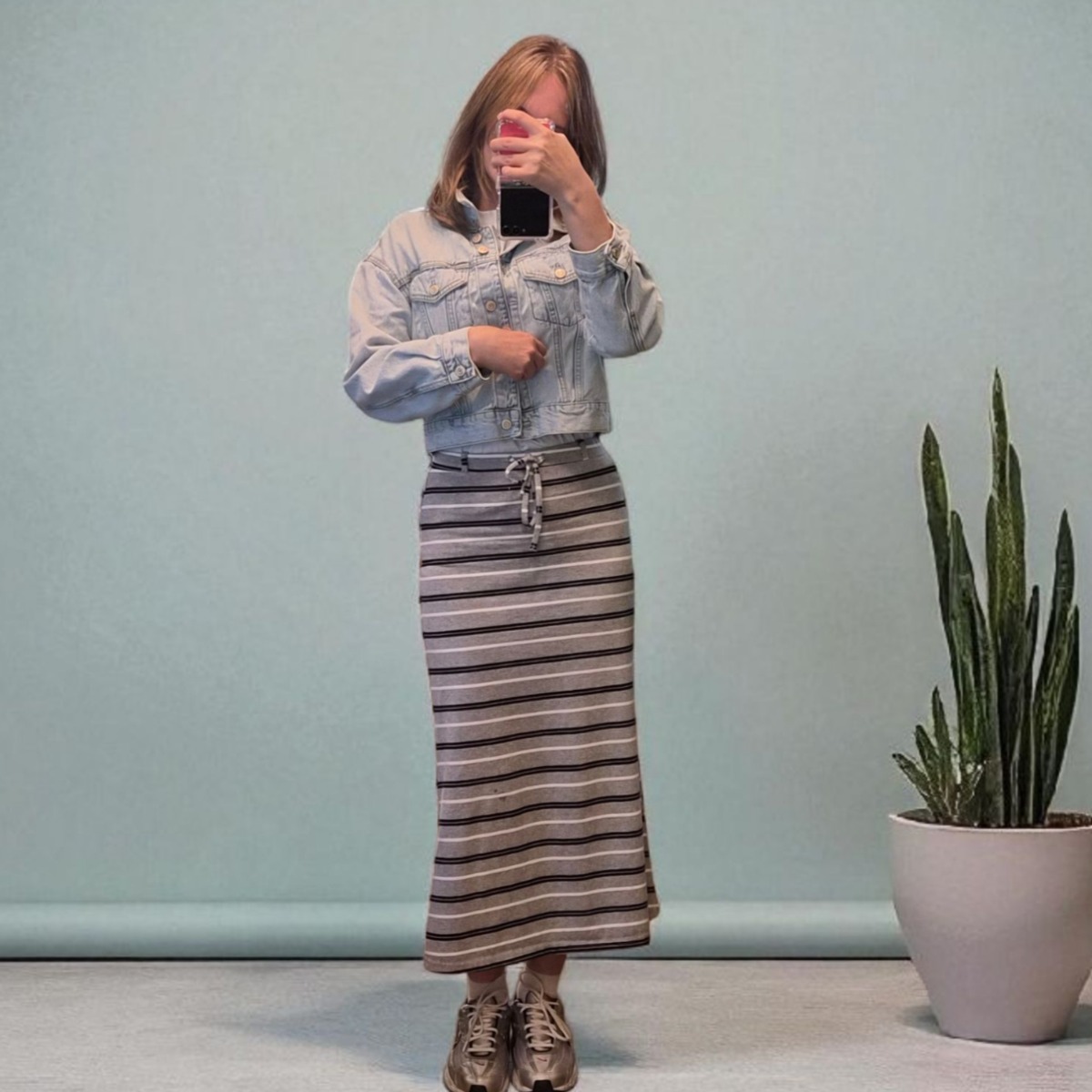 여성 롱스커트 맥시스커트 가을 겨울용 스트라이프 하객룩 오피스룩 데일리 패션 두꺼운 스커트 26,000원