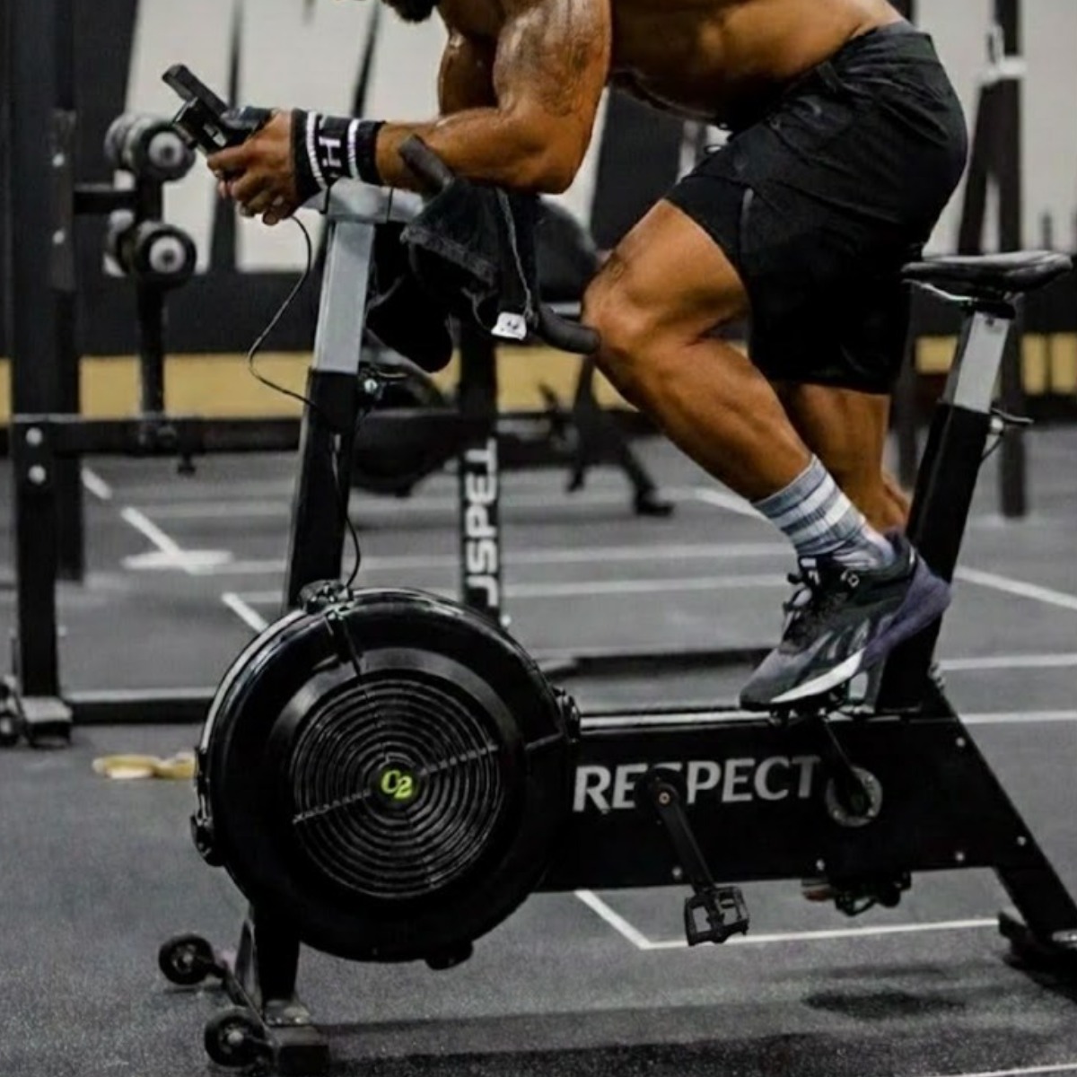 리스펙트 바이크에르그 공기저항 실내자전거 실내사이클 크로스핏 유산소 운동 가정용 타이탄테크 650,000원