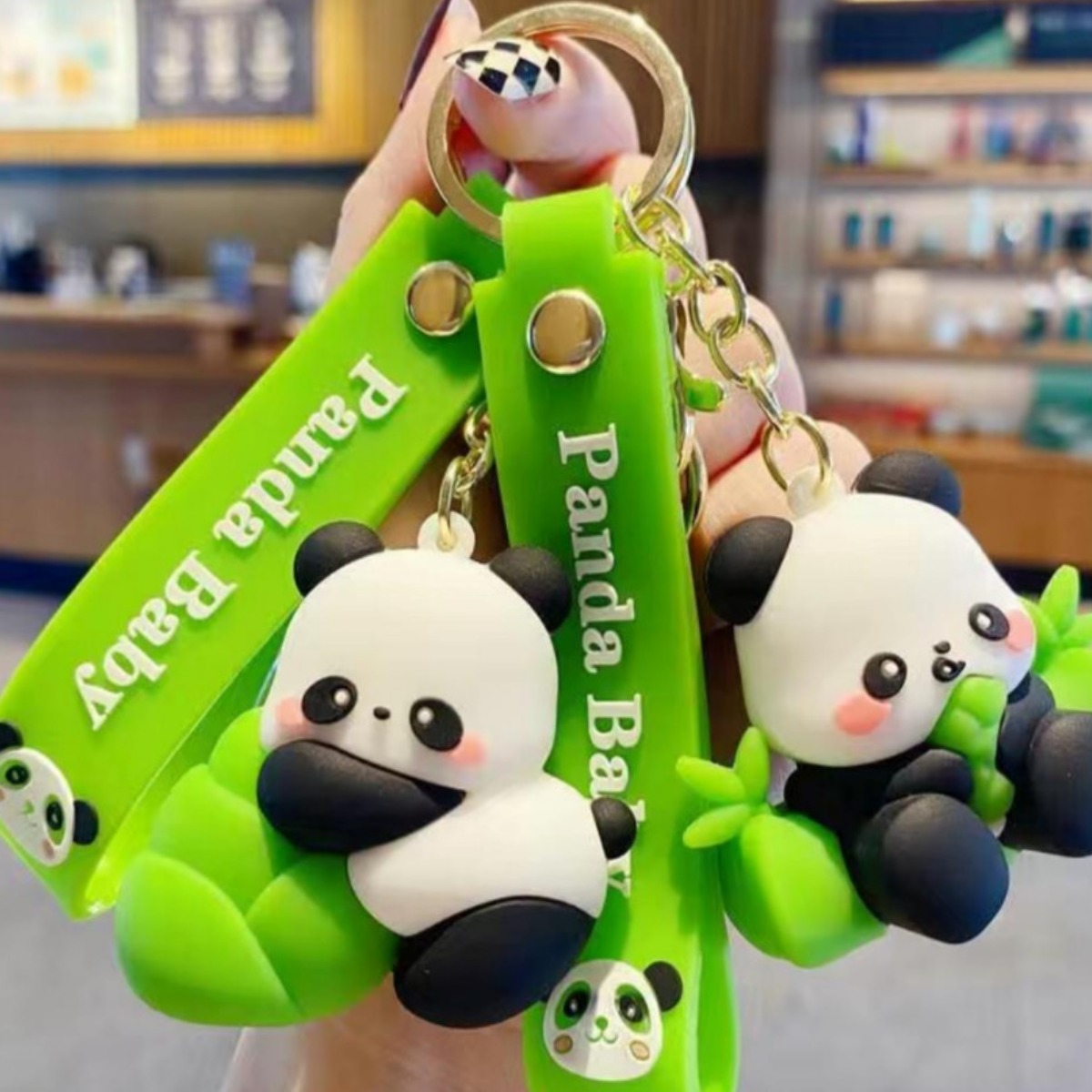1+1 판다키링 열쇠고리 자동차 키홀더 가방 악세사리 판다인형키링 스컬판다키링 팬더곰 키링, 2개, 그린 10,200원