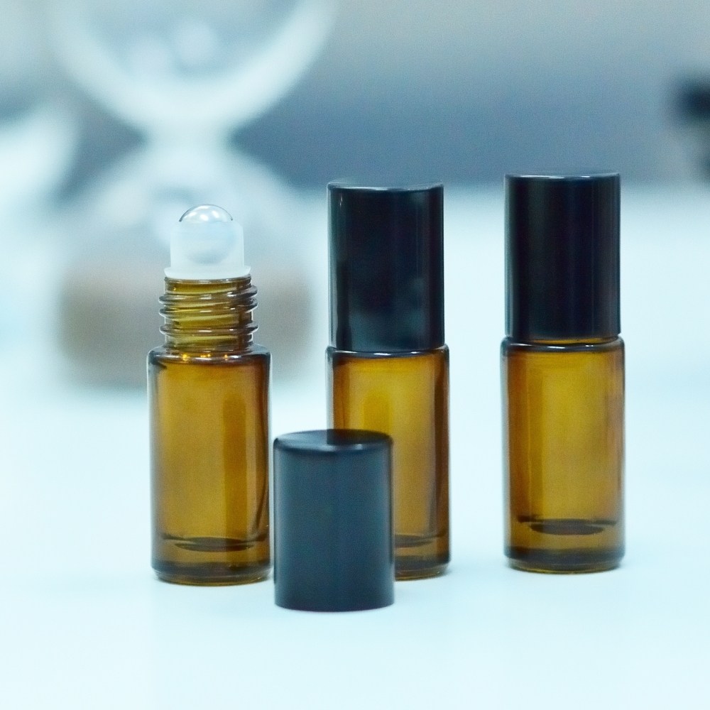 뷰티소품 갈색 롤온 유리공병 3ml 1,370원