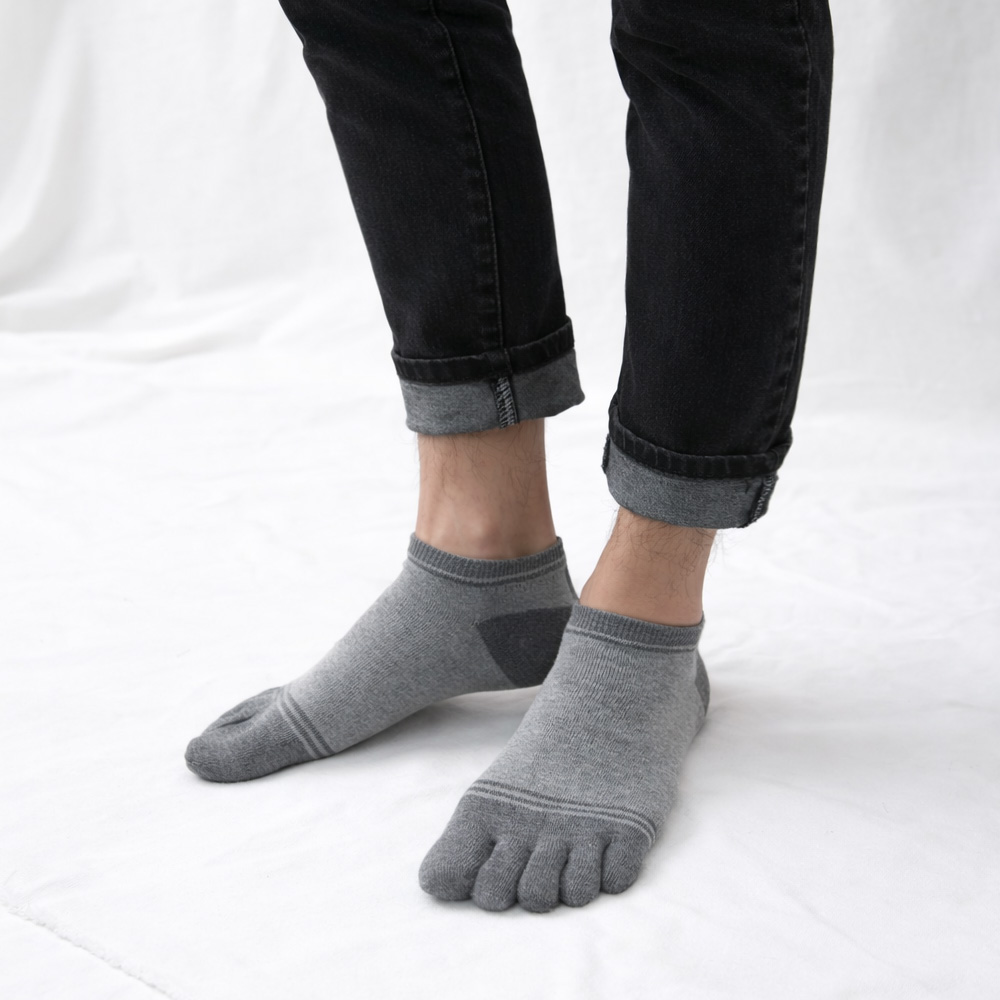 삭스리 남성용 땀이 잘마르는 순면 100% 포인트 줄무늬 발가락 스니커즈 발목 양말 5켤레 세트 15,900원