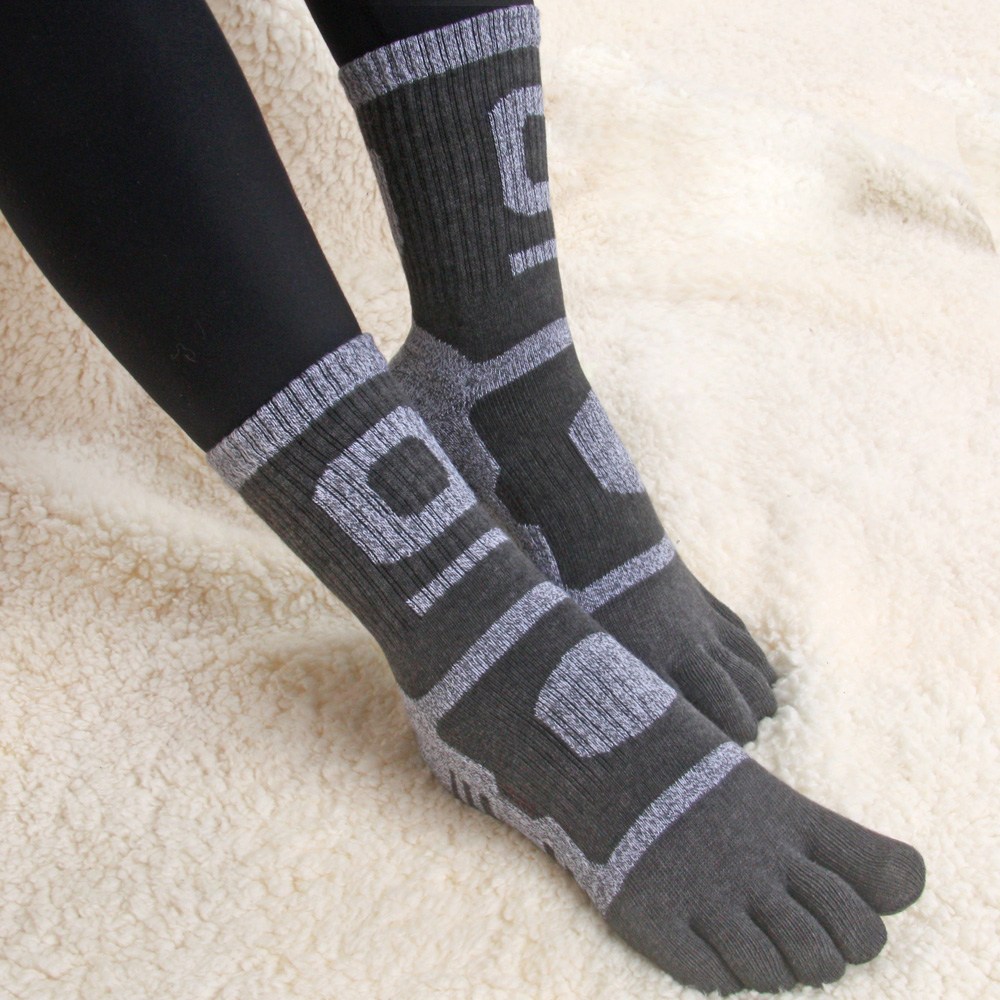 골져스토어 여자 두꺼운 겨울 등산 스포츠 쿠션 발가락양말 5켤레 SET 19,900원