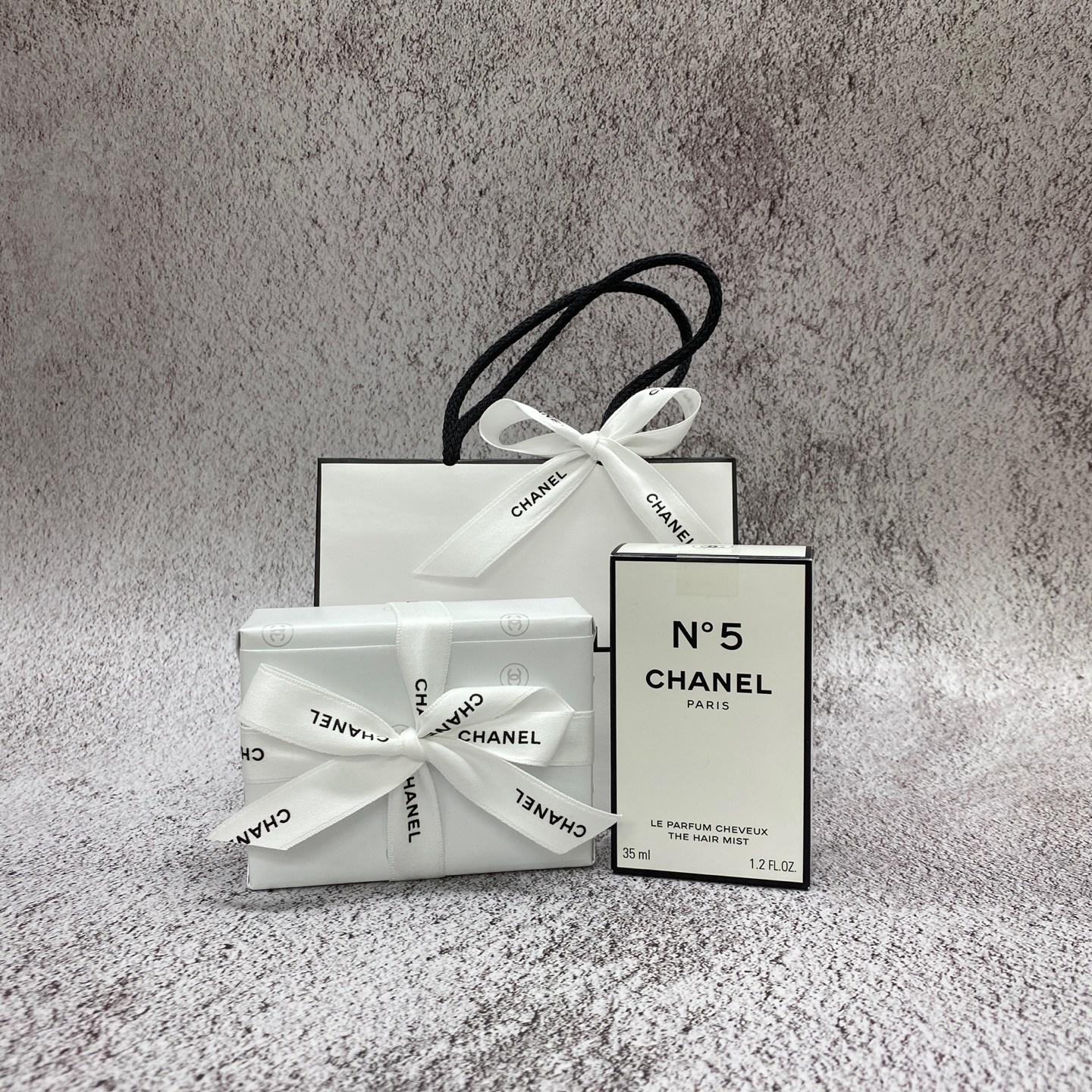 샤넬 넘버5 헤어 미스트 35ml (선물포장) 88,000원