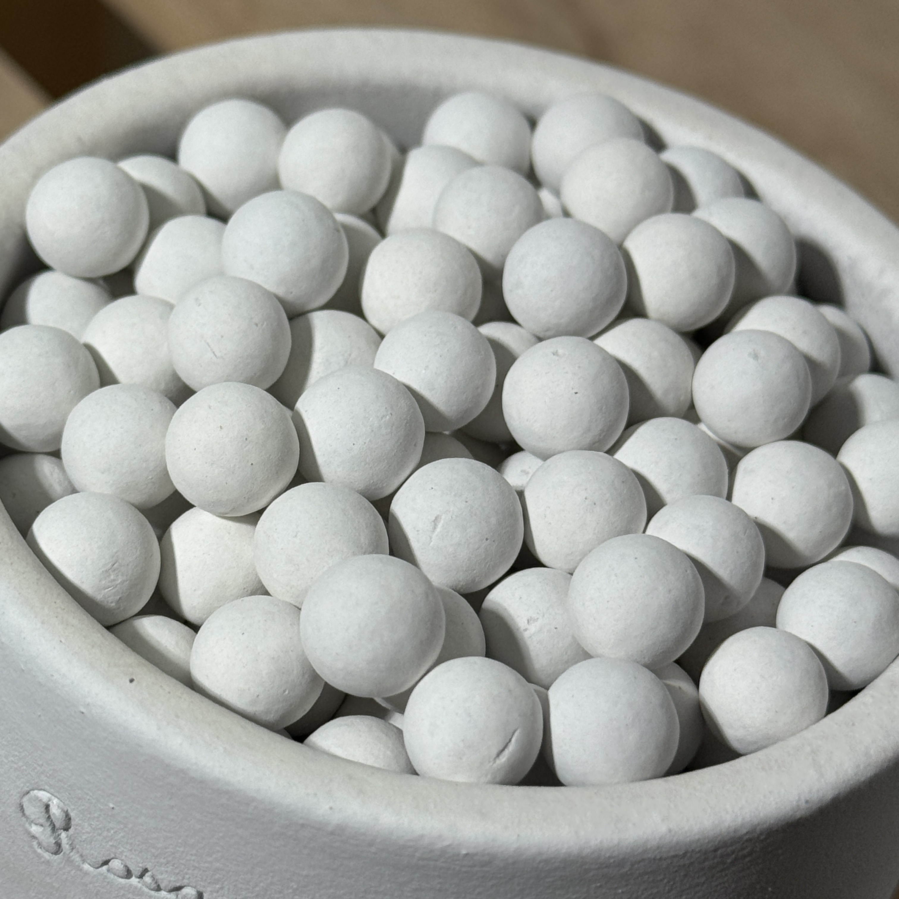 칼라 하이드로볼 화이트 대립 1L 수경재배 원예용 돌 컬러 대성식물 27,900원