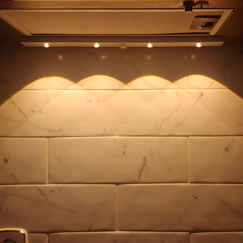 DGITEM 3컬러 무선 조명 센서 갤러리 라이트 무드등 23,830원