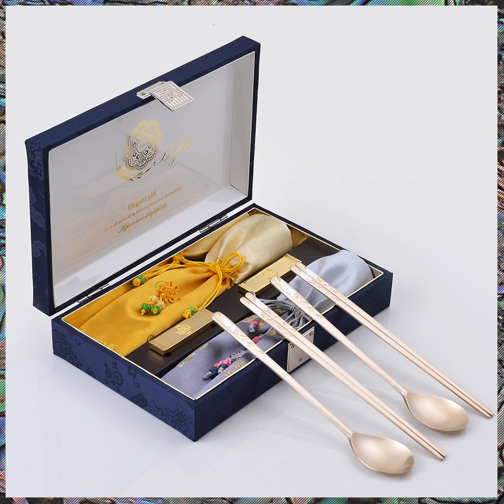 [H.jin 은상감 손조각 유기수저세트(학/거북)] 퇴직자선물 정년퇴임 교수님선물 어버이날선물추천 부모님결혼기념일 방짜유기 놋수저 생신선물, 1개 218,000원