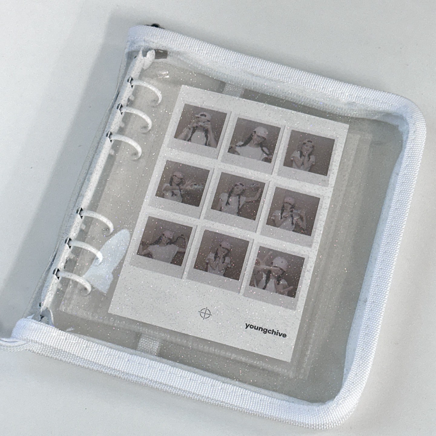 1+1 바인더룸 네컷사진 지퍼형 6공바인더 퓨어화이트 25매 23,900원