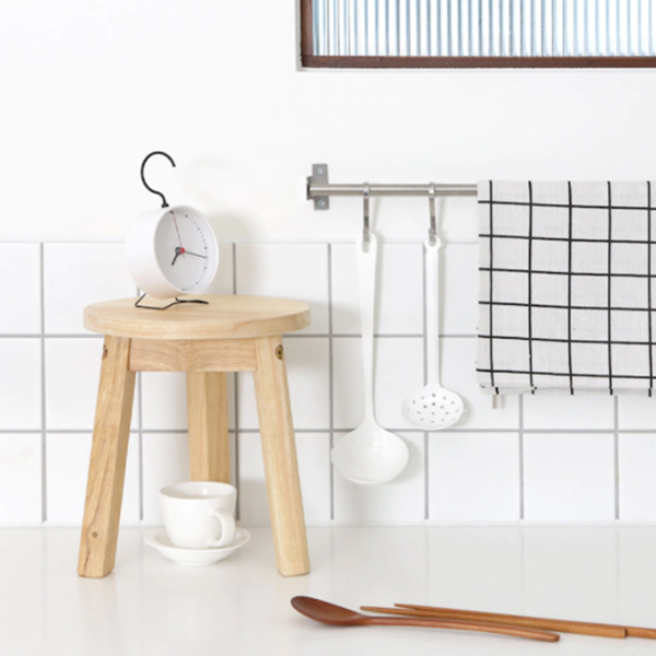 모노먼트 원목 조립식 미니원형스툴 DIY 고무나무 인테리어 미니선반 화분대 21,000원