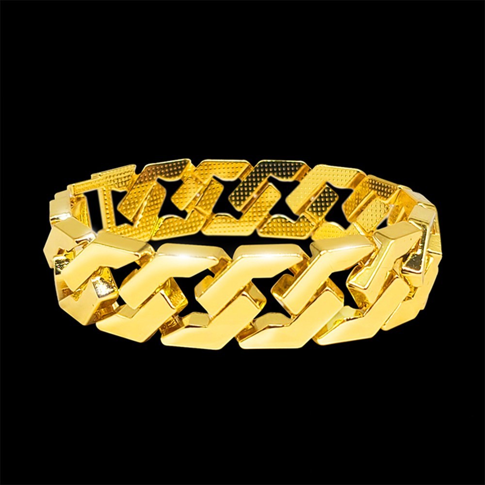 18k압축도금 남성 남자 팔찌 2cm 넓이 유광디자인세공 헤비육각체인 17,380원