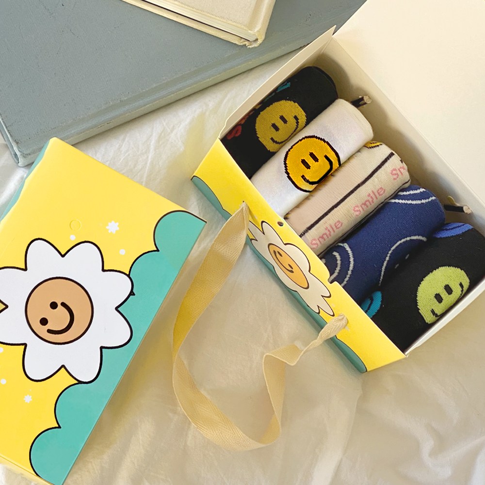 양앤말 여자 양말 5종세트 선물 포장 상자 나이스데이 스마일양말 13,300원