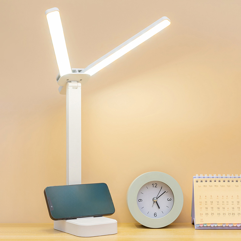 LED 와이드 스탠드 학생 책상 조명 8,120원