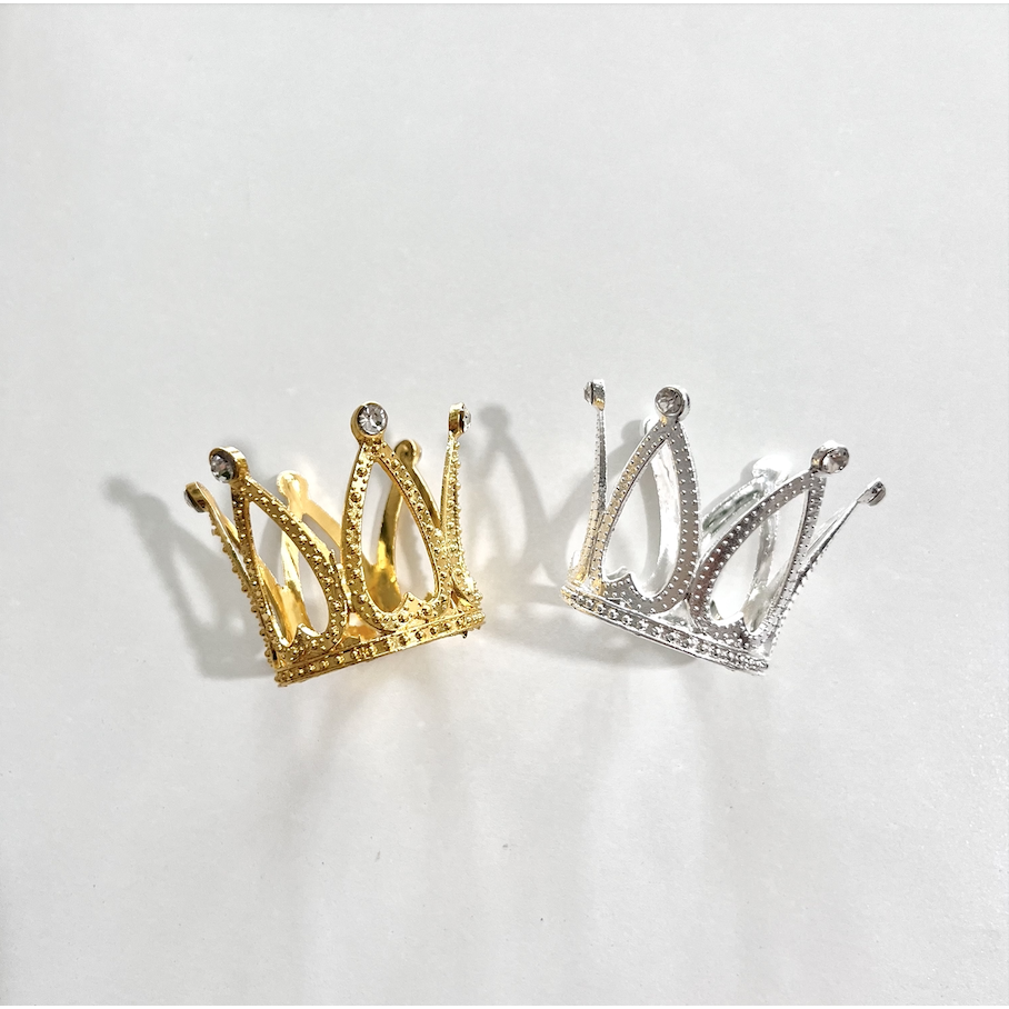 /국내배송/티아라 뾰족왕관 골드/실버 장식용품 레터링 케이크 생일파티용품 10개/20개 대량구매 19,900원
